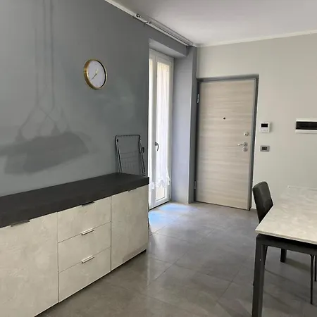 Parco Castello 1 شقة